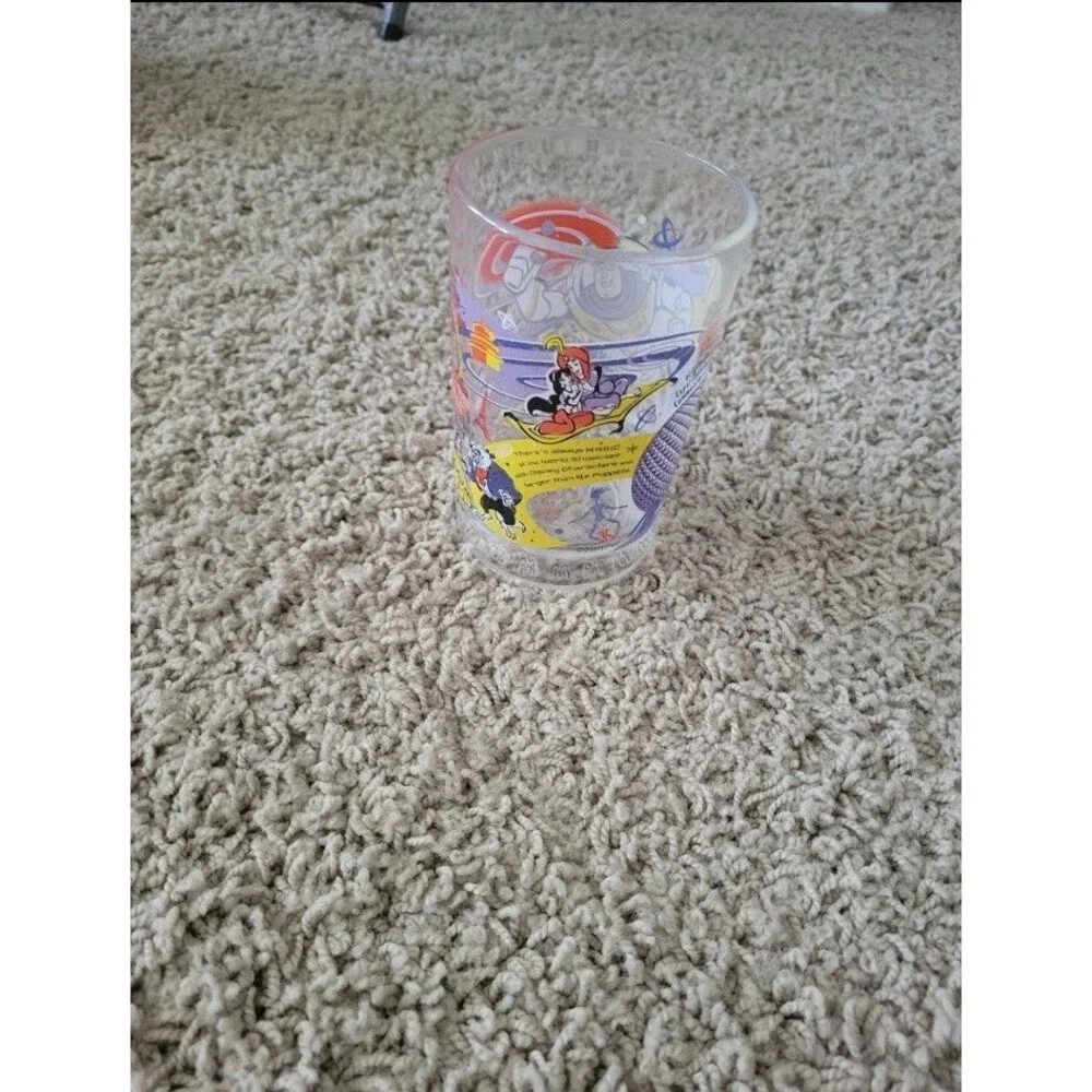 Glass - Picture 2 of 3